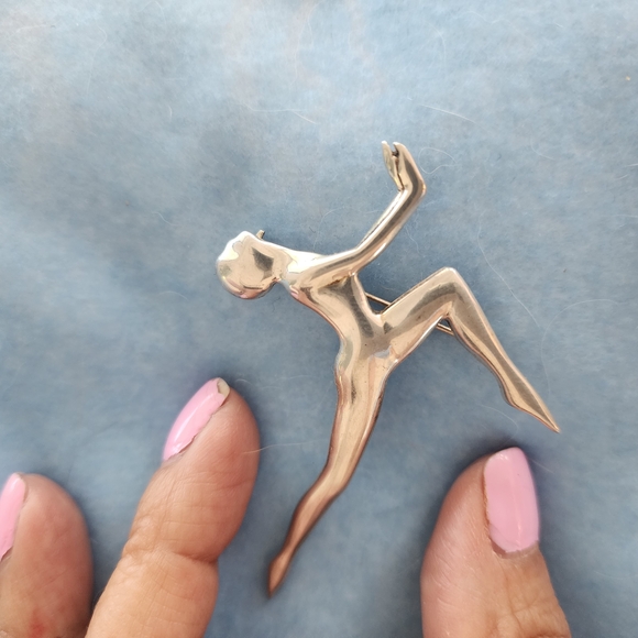 Sterling Silver Dancer Brooch Pin - Picture 2 of 5